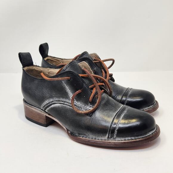 Freebird Women Mabel Distressed Black Leather Oxford Slip On Shoes Size 5 Casual - Picture 1 of 8